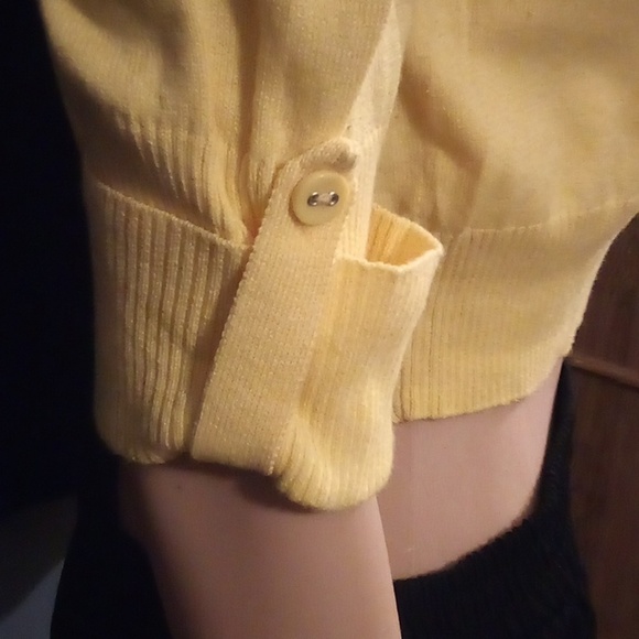 Gorgeous Sweater Project Yellow Crop Sweater - Size Large - Picture 5 of 8
